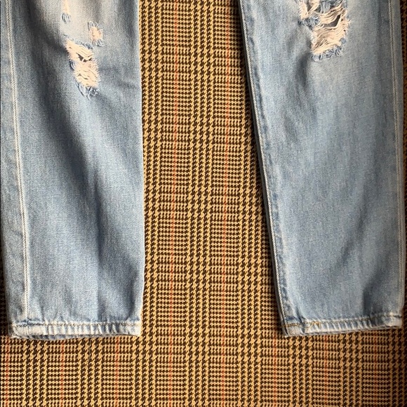 Hand Embroidered ‘HAPPY’ Jeans - Picture 6 of 6
